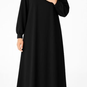 عباءة كلاسيكية أنيقة  لمسة راقية لكل يوم